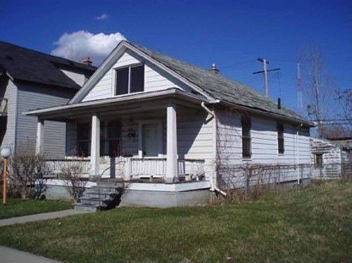 2nd image of 15398 Rosa Parks Blvd