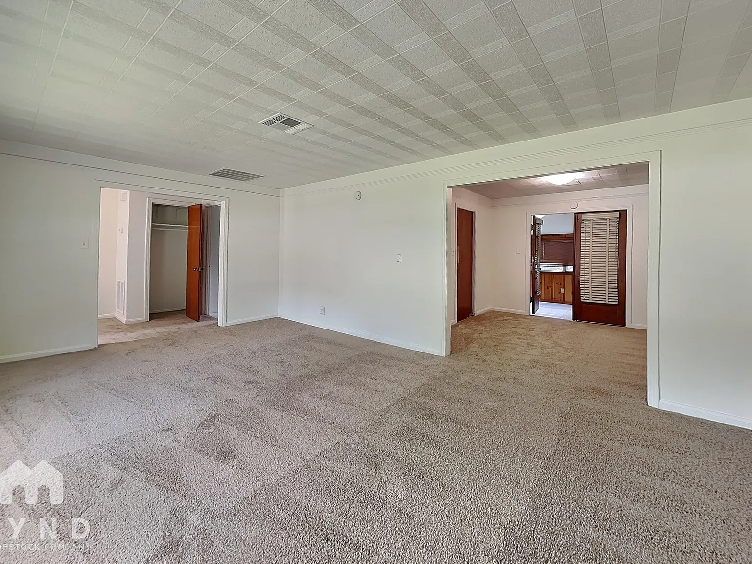 2 bed, 1.0 bath, 1356 sqft, $1,535 — Photo 3