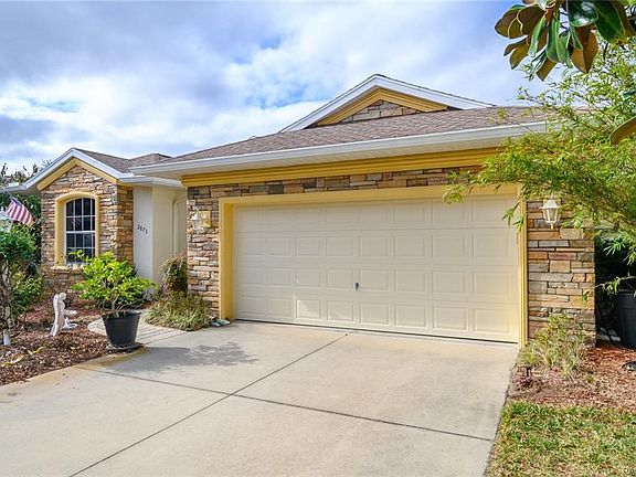 3rd image of 2873 N Brentwood Cir