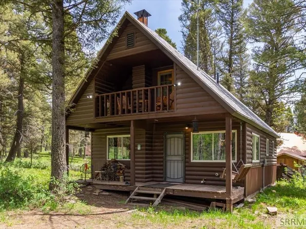 4158 Beaver Springs Rd, Island Park, ID 83429