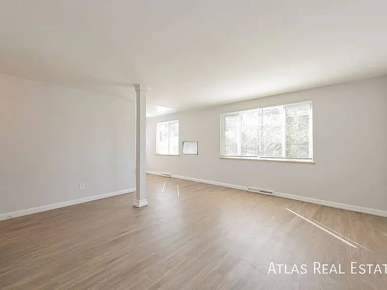 800 N Miller Ct #4 — Photo 3