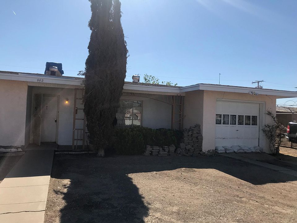 1st image of 442 De Vargas Dr