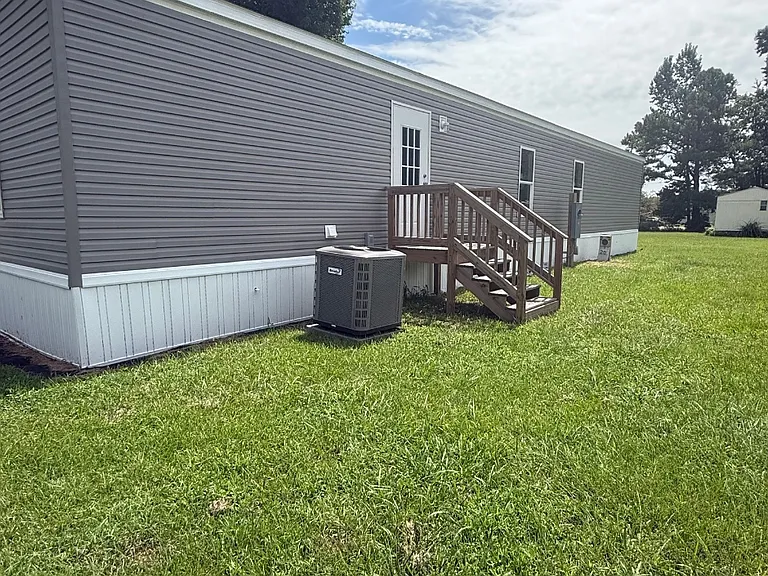 104 Grace Park — Photo 2