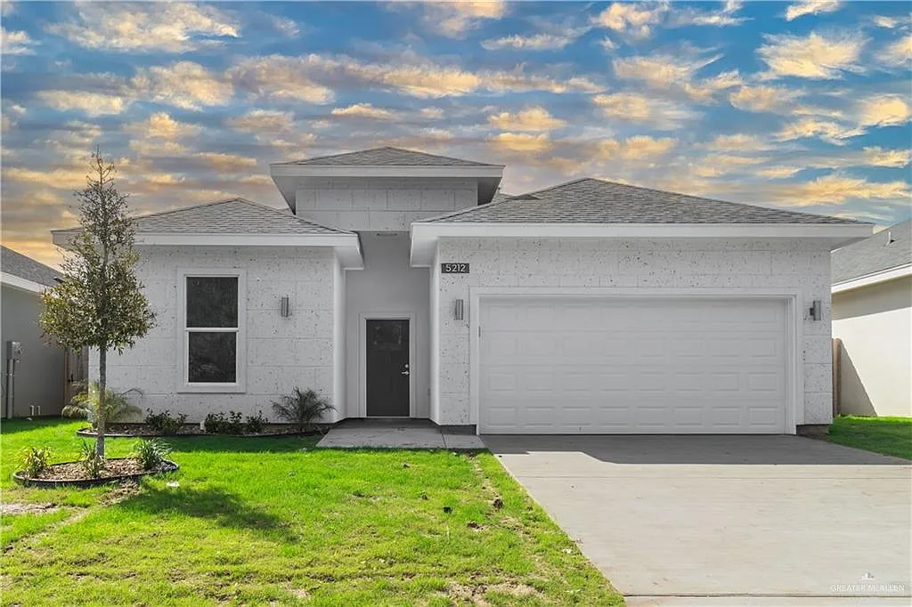 3 bed, 2.0 bath, 1594 sqft, $1,799 — Photo 1