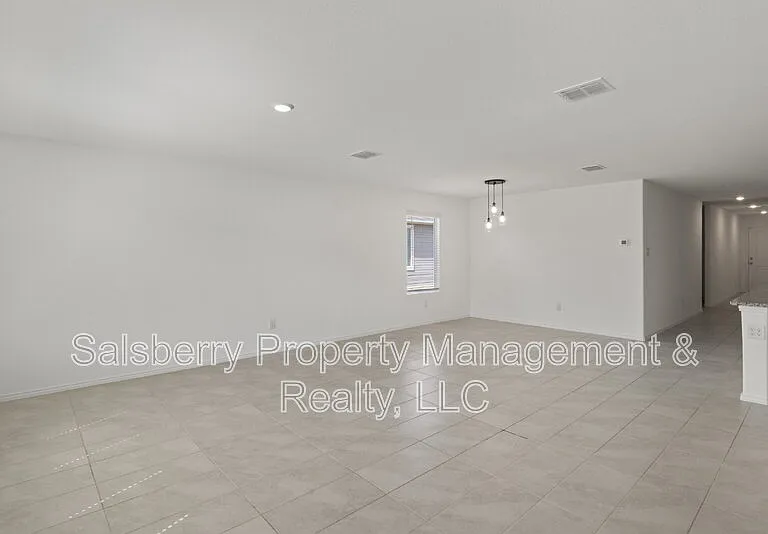 11807 Marcellus Way — Photo 19