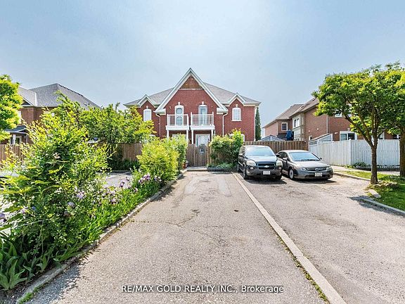 2nd image of 107 Clover Bloom Rd