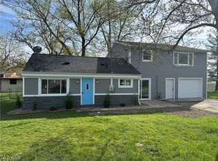 17564 Normandy Rd, Lake Milton, OH 44429