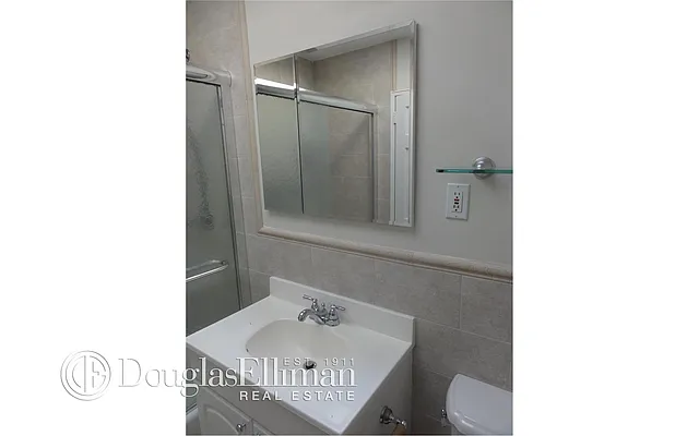 Rented by Douglas Elliman | media 11