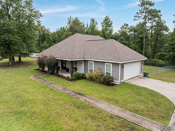 3rd image of 595 Nellwood Dr