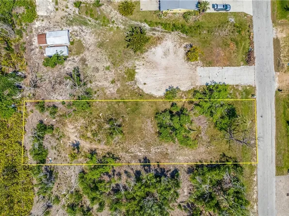 3692 Tangerine Dr, Saint James City, FL 33956