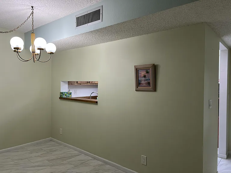 5220 Las Verdes Cir #101 — Photo 12