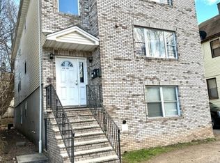 178-180 S 12th St, Newark, NJ 07107