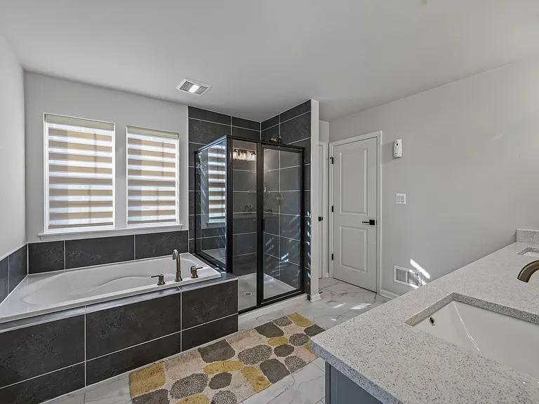 1124 Miller Farm Dr — Photo 18