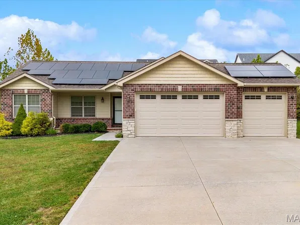 7994 Matterhorn Canyon Rd, Caseyville, IL 62232