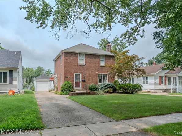 29386 Walnut St, Flat Rock, MI 48134