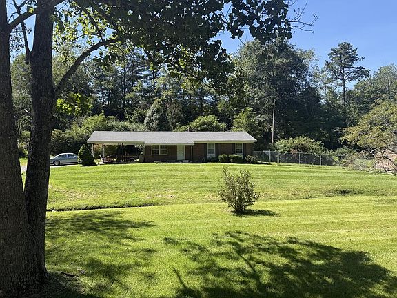 2nd image of 917 McGhee Rd