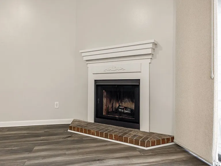4158F Charlotte Hwy — Photo 9