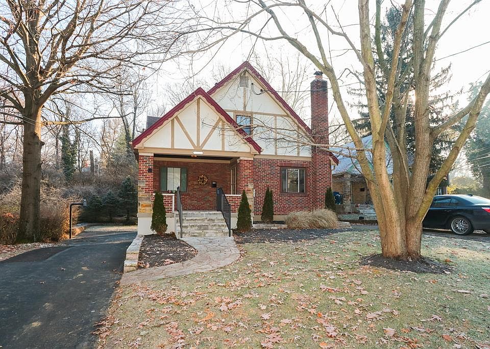 1st image of 2648 Losantiville Ave