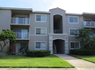 5011 Wiles Rd APT 201, Pompano Beach, FL 33073