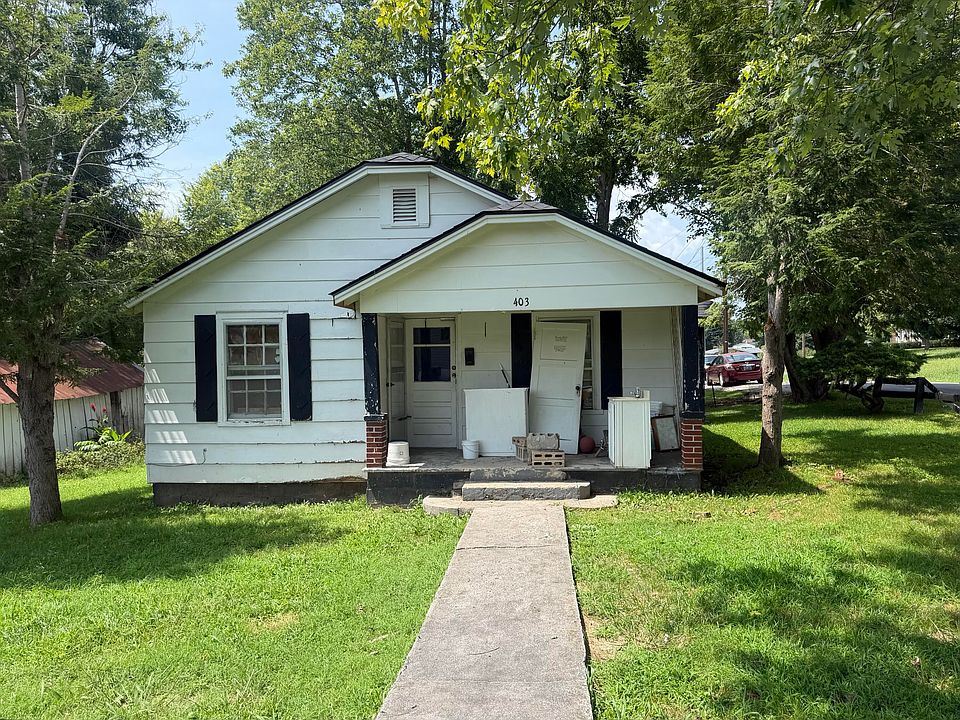 1st image of 403 Ridgewood Ave