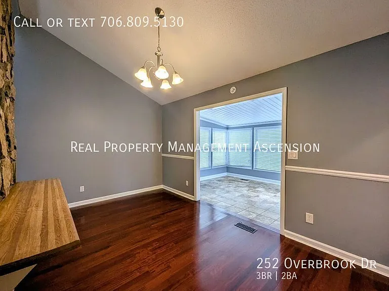 252 Overbrook Dr — Photo 5