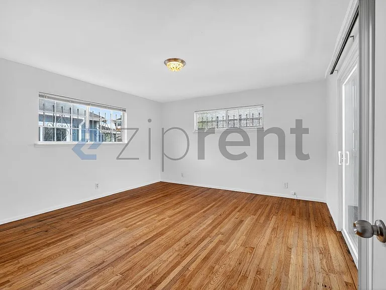 365 S 38th St — Photo 22