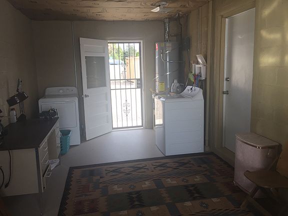 5th image of 3300 La Veta Dr NE