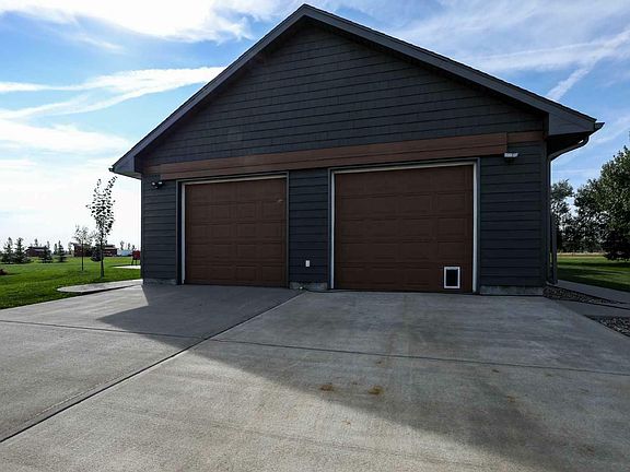 5th image of 93065 Range Road 164
