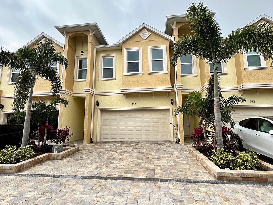 1st image of 738 Grand Cypress Ln