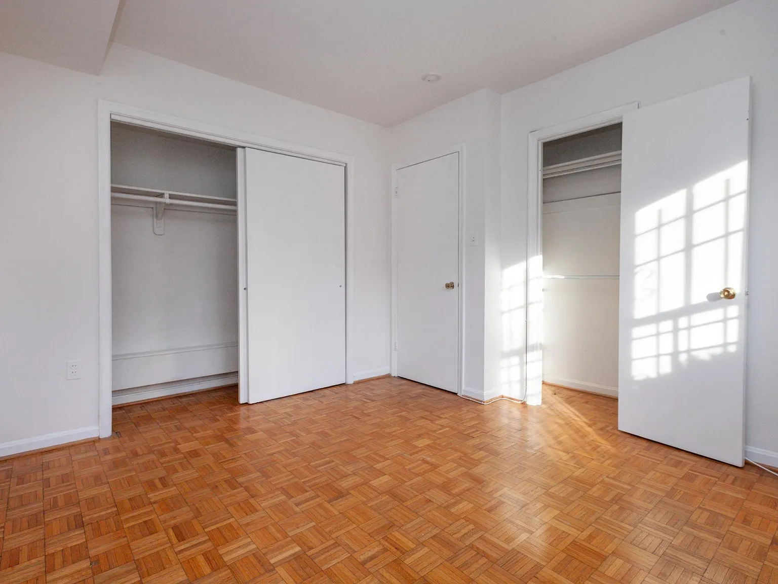 1 bed, 875 sqft, $2,350 — Photo 4