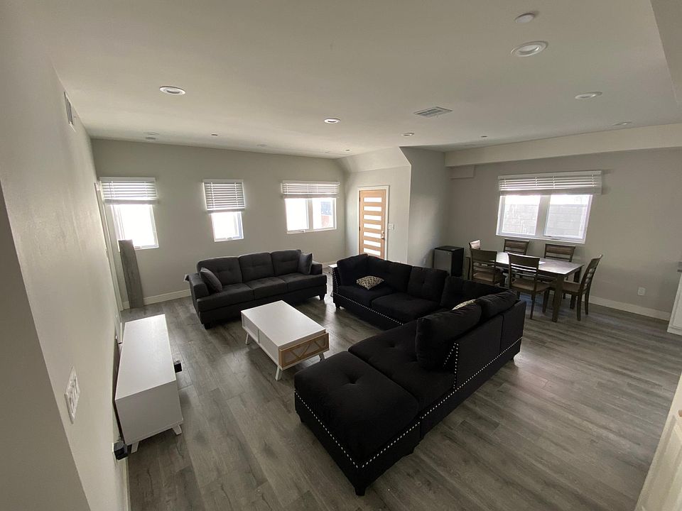 1st image of 1171 W 37th Pl #1/2