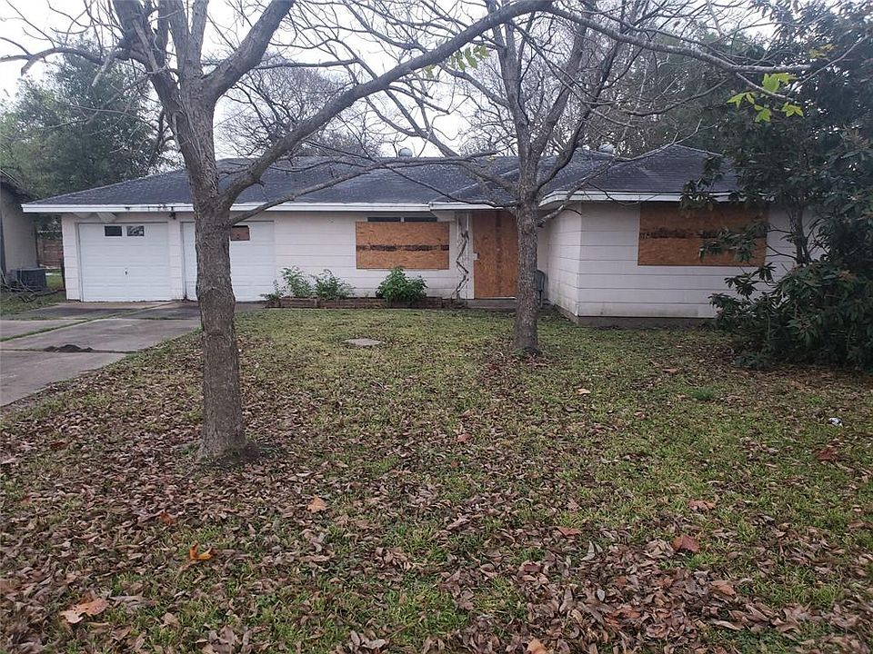 1st image of 903 14th St