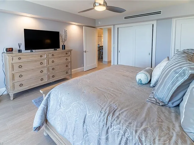 3 Bluebill Ave #801 — Photo 12