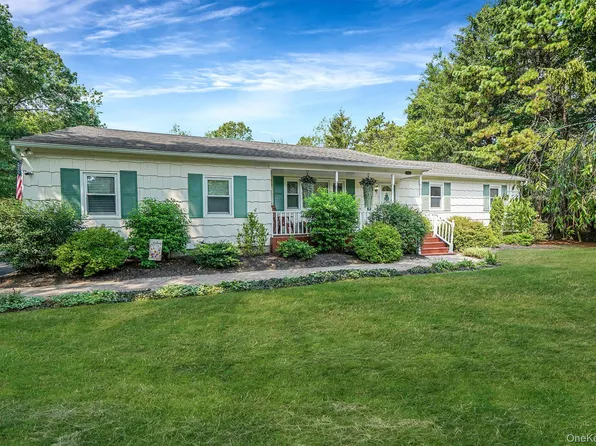 120 Helme Avenue, Miller Place, NY 11764