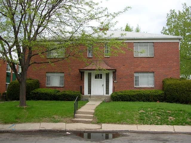 1st image of 826 Uhrig Ave