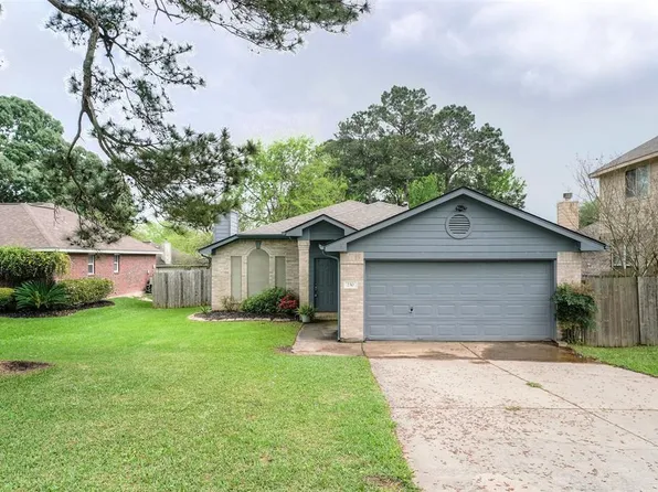 230 Fantasy Ln, Montgomery, TX 77356