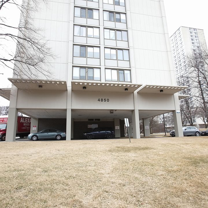 1st image of 4850 S Lake Park Ave APT 2202