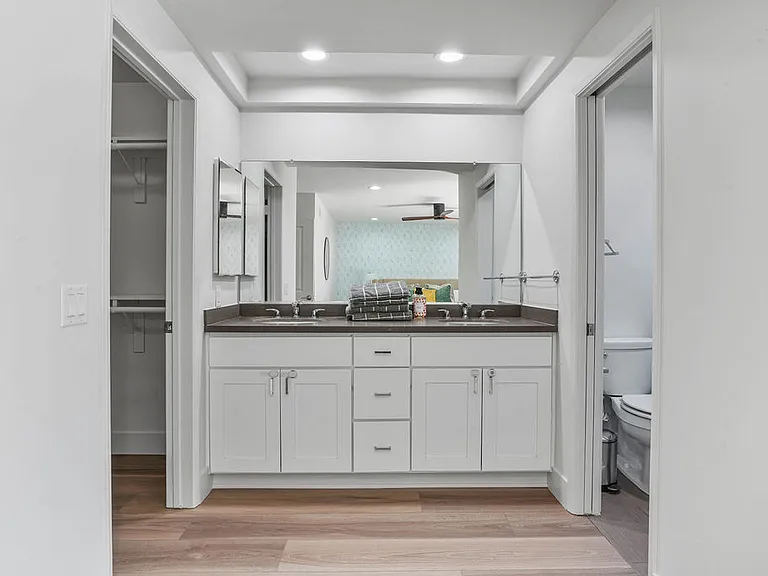 6542 Vesper Cir — Photo 35