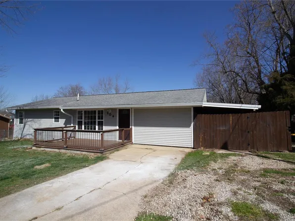 304 E 6th St, Dixon, MO 65459