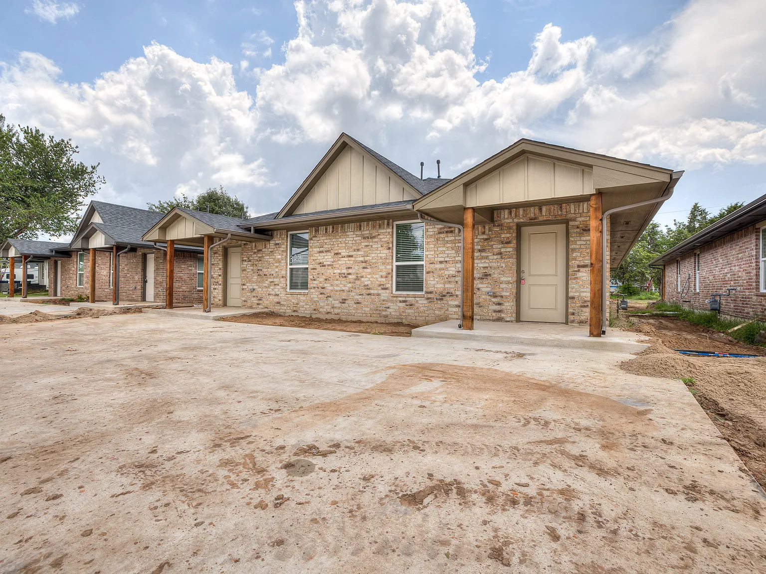 3 bed, 1150 sqft, $1,500 — Photo 2