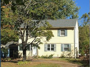 1025 N High St, East Haven, CT 06512