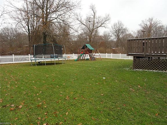 2nd image of 2489 Silver Springs Dr