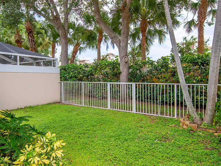 504 Capistrano Dr — Photo 31