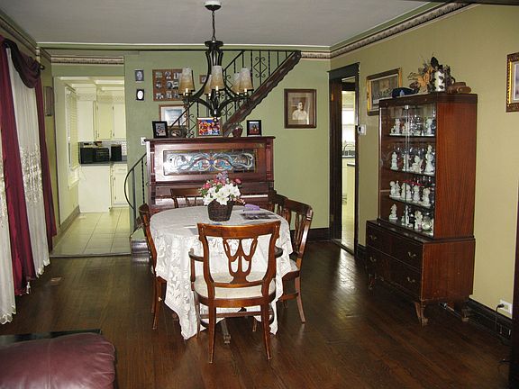 dining room to kitchen & main floor bath
