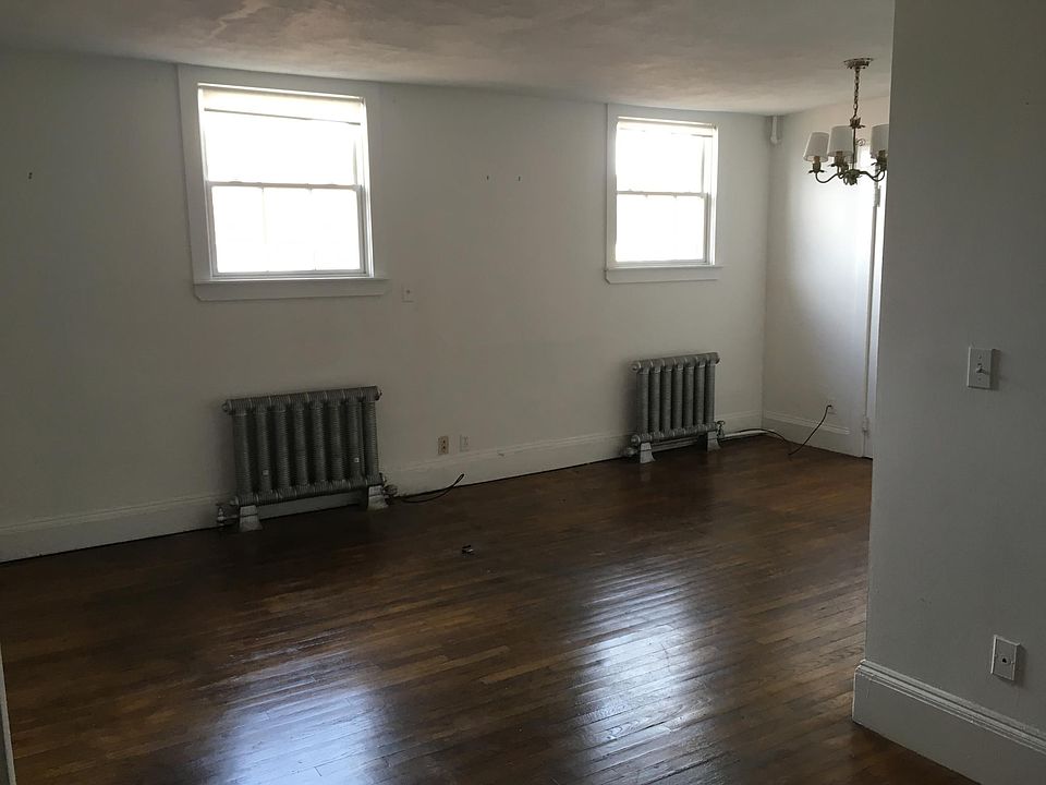 2nd image of 24 Mount Vernon St #5-F