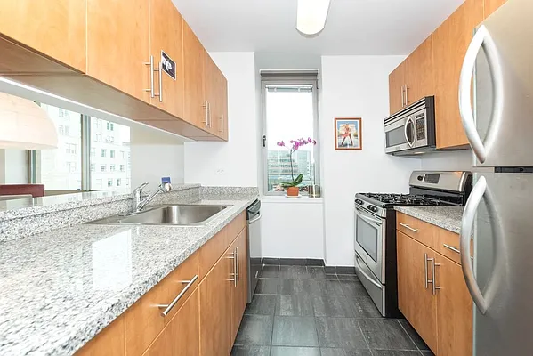 Rented by Nest Seekers International | media 4