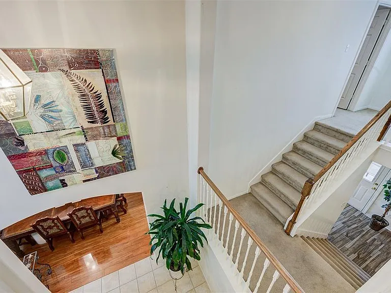 17015 Maricella Cir — Photo 6