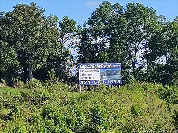2nd image of 149 Midway Rd #A