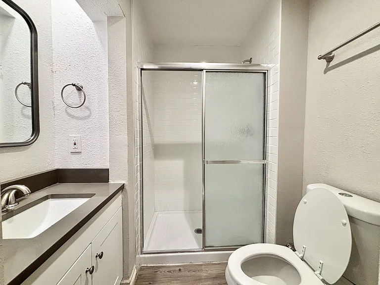 1719 Pearl St #B — Photo 5