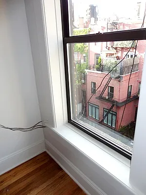 Rented by New York Residence | media 6